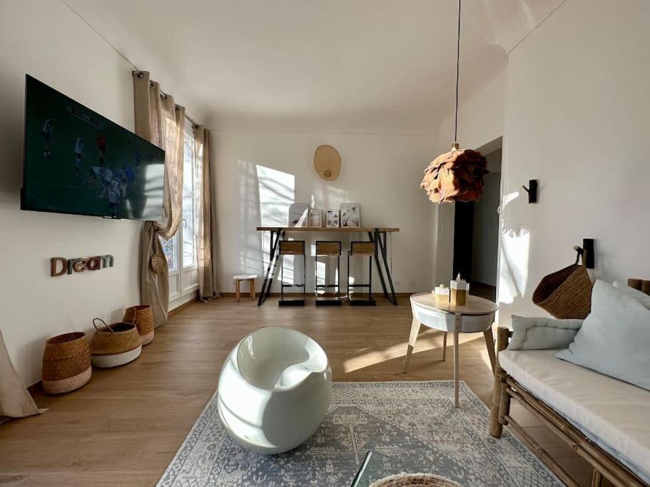 Ferienwohnung Le Lutz Nîmes Exterior foto